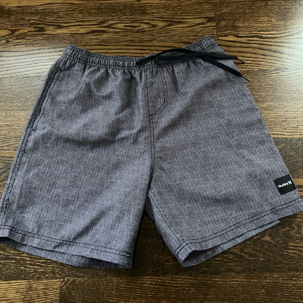 Hurley swim trunks size small inseam 6.25”